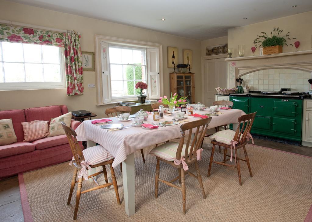 Brunton Farmhouse Collingbourne Kingston Ngoại thất bức ảnh