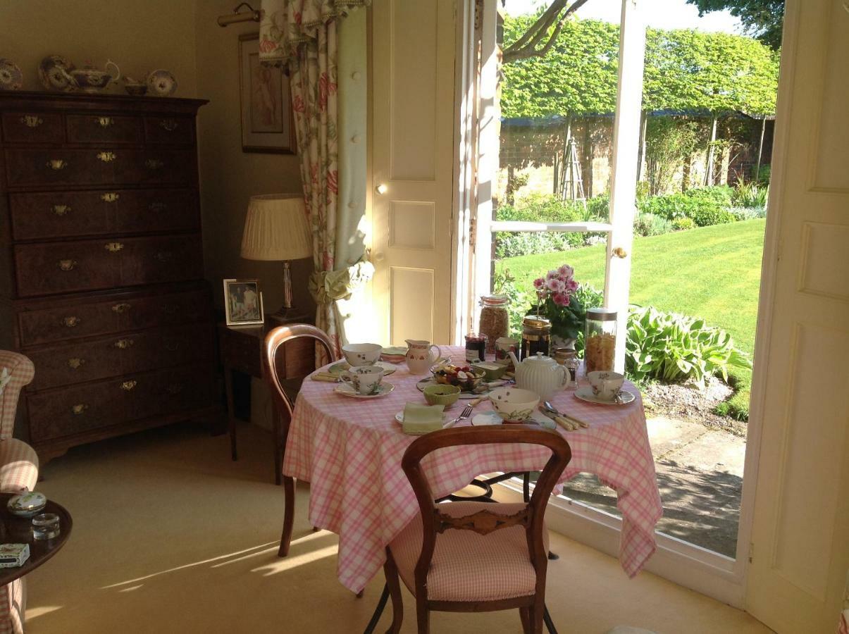 Brunton Farmhouse Collingbourne Kingston Ngoại thất bức ảnh
